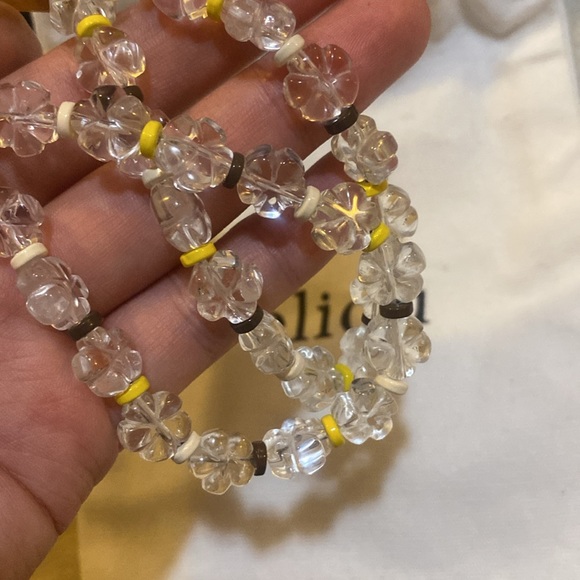 ÉLIOU Transparent Rayan Necklace size 18 inch - Picture 5 of 5